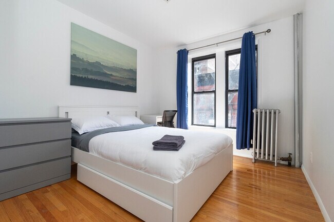 Photo - 334 E 96th St Unit SI ID1032040P