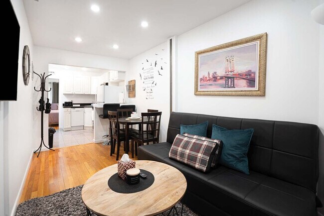 Photo - 305 E 104th St Unit ID1032015P