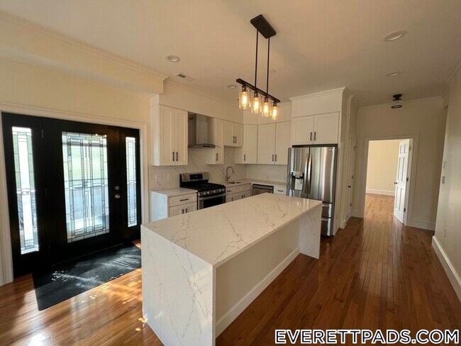 74 Union St Unit 1