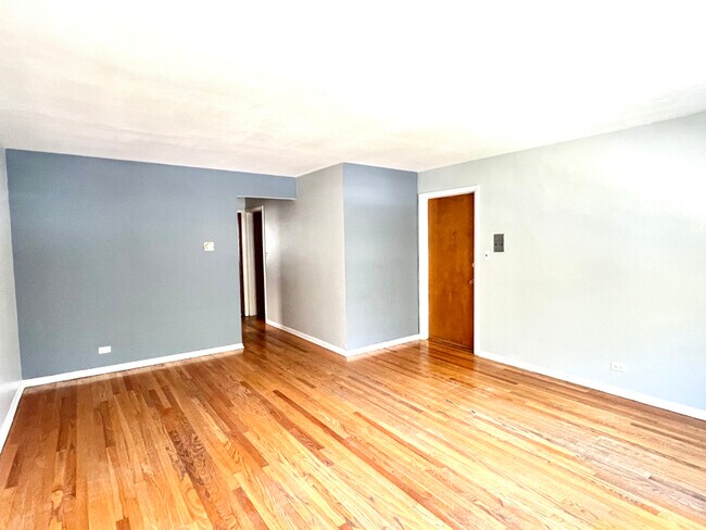 Photo - 2623 W Berwyn Ave Unit 1