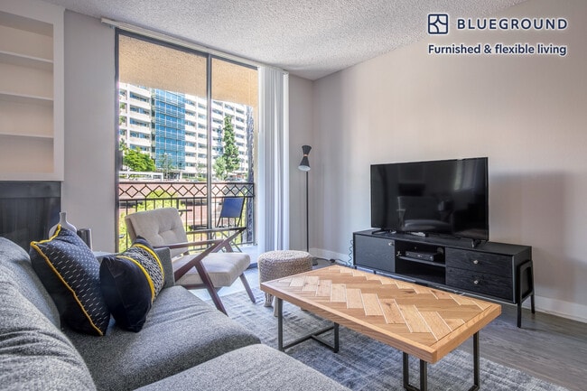 Photo - 535 Gayley Ave Unit FL3-ID192