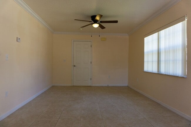 Photo - 2204 Fan Palm Dr