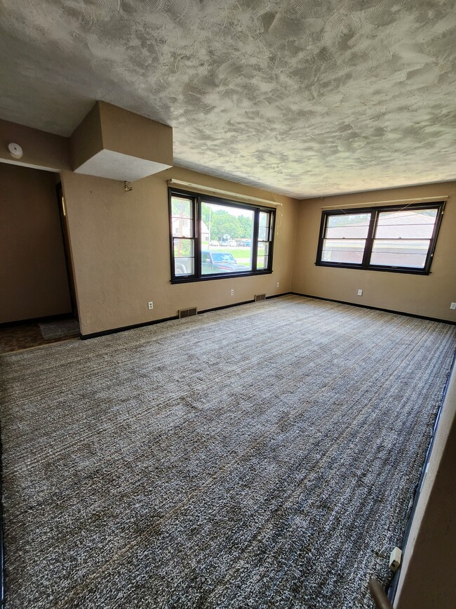Photo - 2116 W Kettelle St