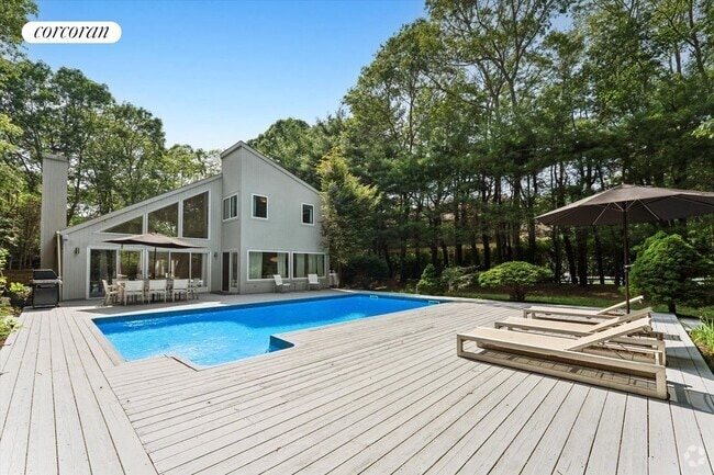 Building Photo - 24 Quogue Riverhead Rd Rental