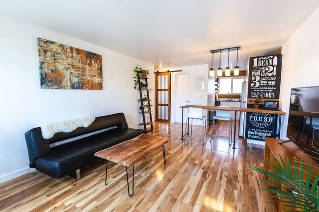 Building Photo - 841 NW 50th St Unit 841