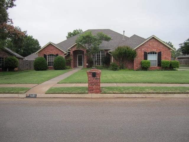 Photo - 1401 Copperfield Dr (Edmond, OK)