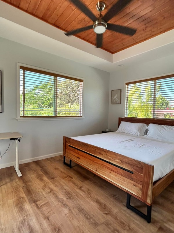 Photo - 15-1606-1606 2nd Ave