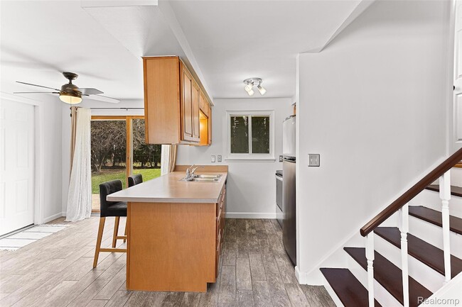 Photo - 25690 Glamorgan Dr