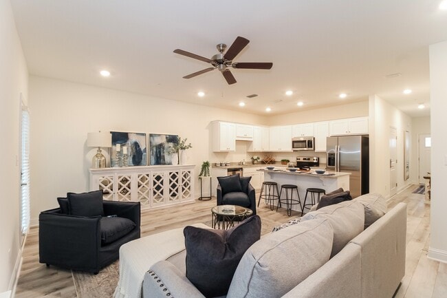 Photo - Cottages at Port Washington