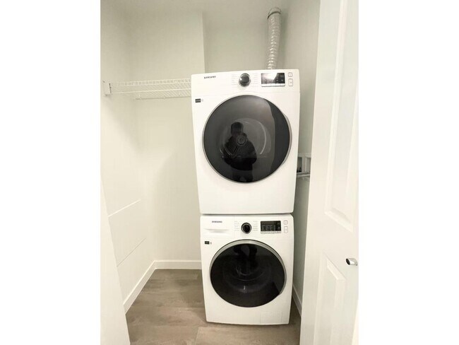 Photo - 15733-15785 85 Ave Unit 12*