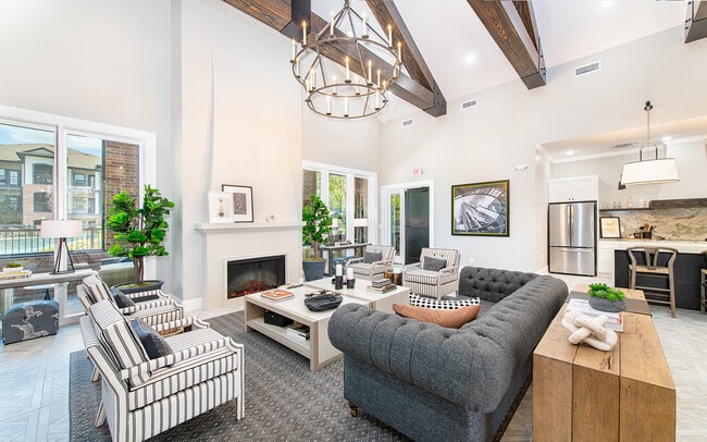 Photo - MAA Grand Cypress