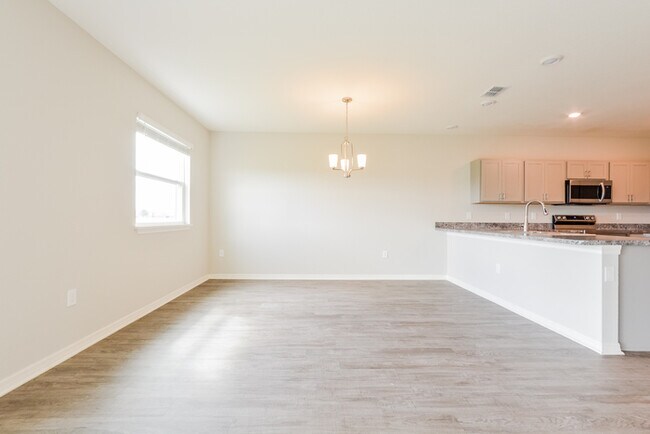 Photo - 1015 Corso Dr