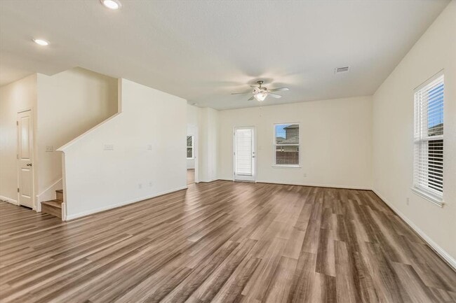 202 Grasslands Trl