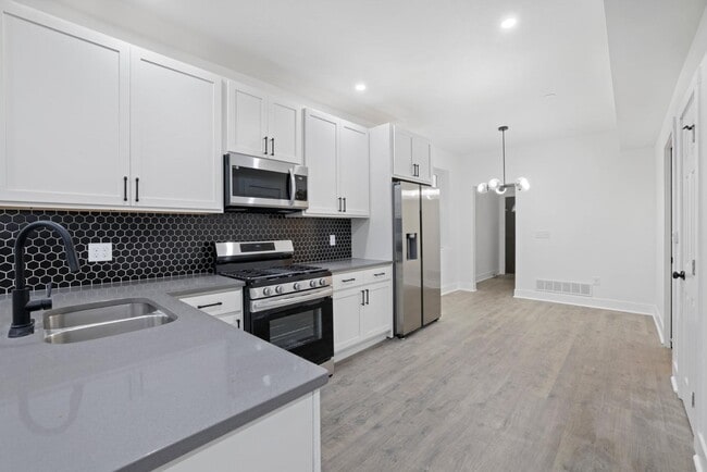 Photo - 272 S 22nd St