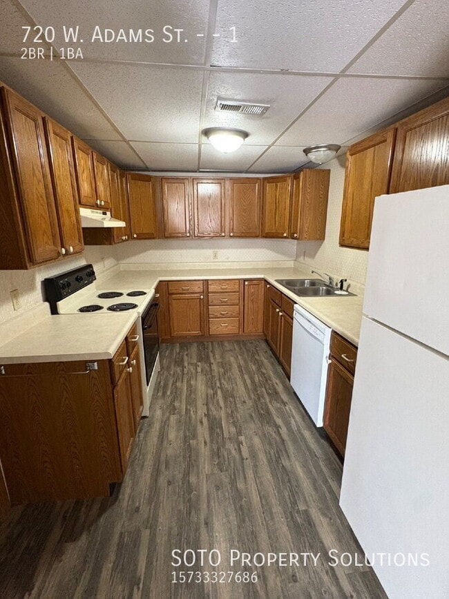 Photo - 720 W Adams St Unit 1