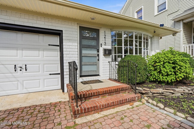 Photo - 1213 Sunset Ave
