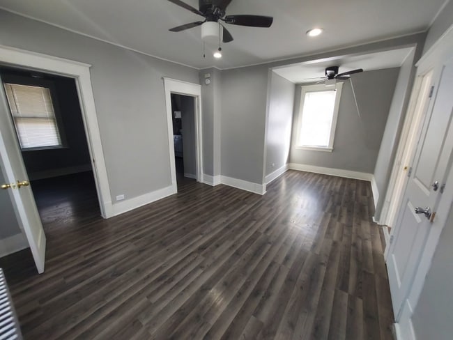 211 Hayes Ave Unit 1