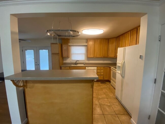 Photo - Move In Ready! "ASK ABOUT OUR ZERO-DEPOSIT...