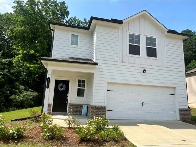 Building Photo - 705 Evergreen Rd