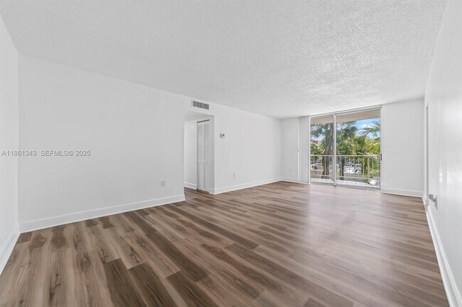 Photo - 498 NW 165th St Unit D-201