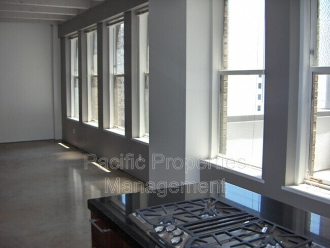 Photo - 411 W 5th St Unit 970