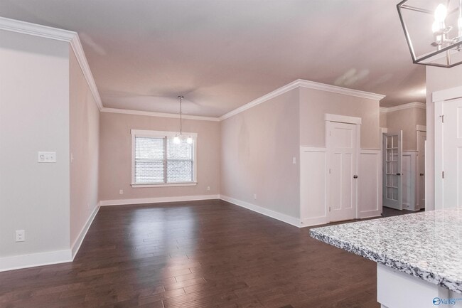 Photo - 14668 Greenleaf Dr