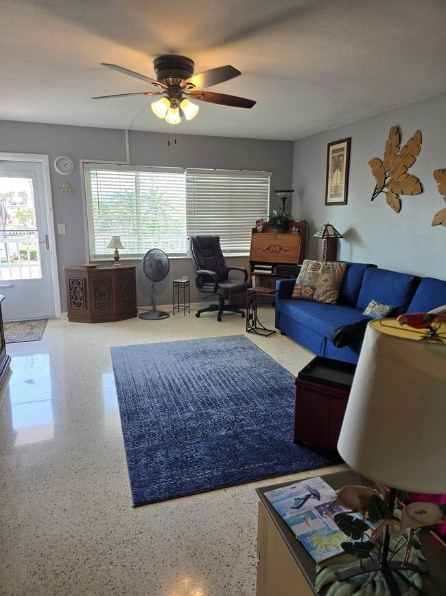 6161 Gulf Winds Dr Unit 251