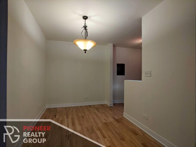 Photo - 630 W Wrightwood Ave Unidad 221