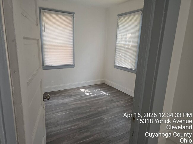 Photo - 15322 Yorick Ave Unit 15322 Yorick Ave - A