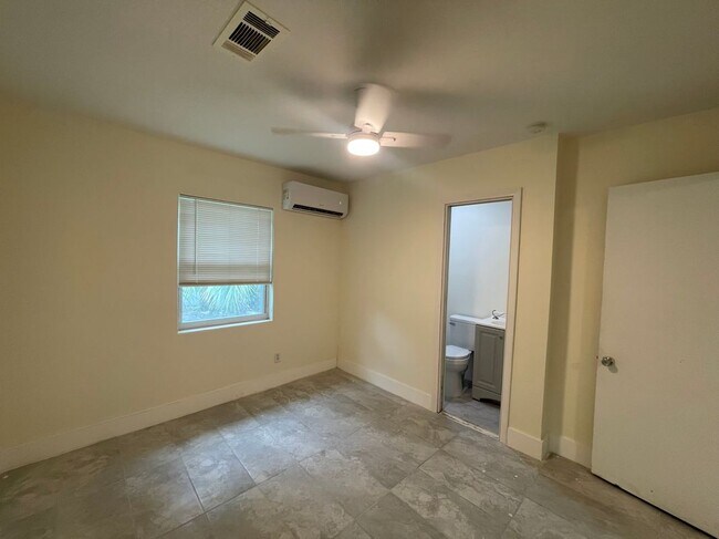 2194 Ponce De Leon Cir Unit 1