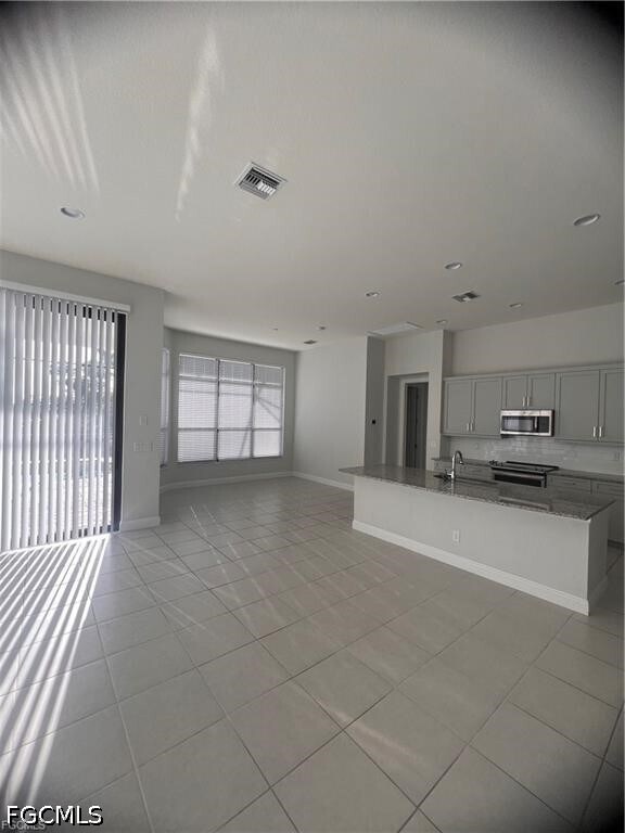 Photo - 305 NE 19th Pl