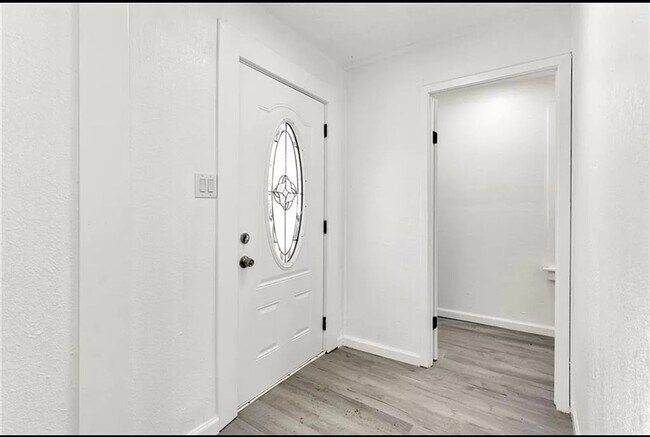 Photo - 3 bedroom 1 bath