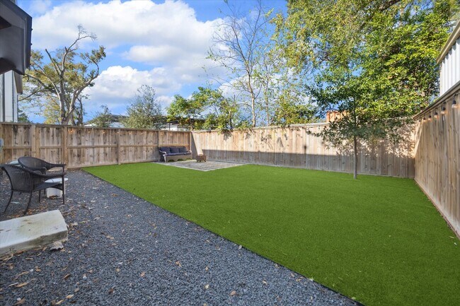 Photo - 9414 Campbell Rd