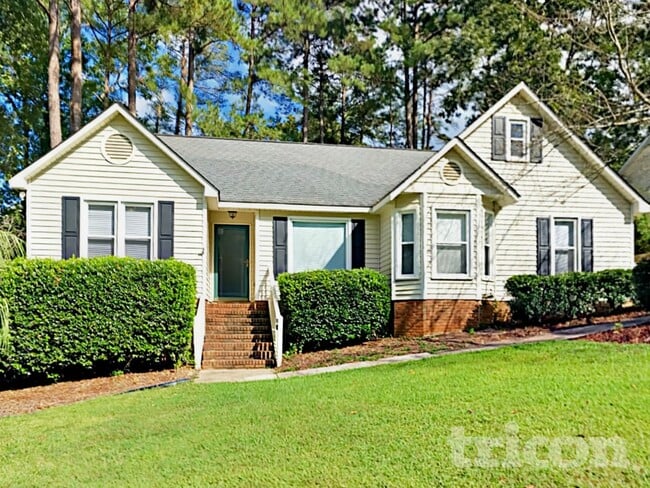 Building Photo - 112 Hedgefield Rd