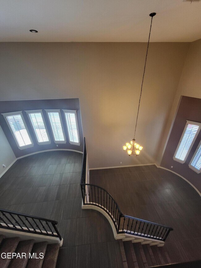 Photo - 3150 Spring Willow