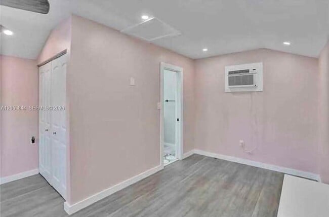 Photo - 4300 NE 12th Terrace Unit 0