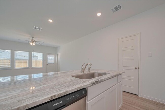 Photo - 17722 Pamukkale Pl