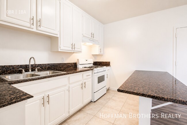 6546 Sepulveda Blvd Unit 101