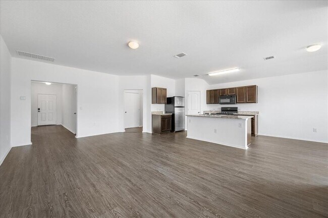 Building Photo - 15116 Custis Ln Rental