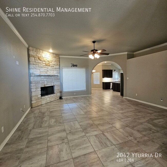 Photo - 2042 Yturria Dr