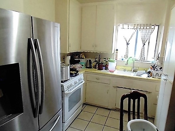 Photo - 10805 S Broadway