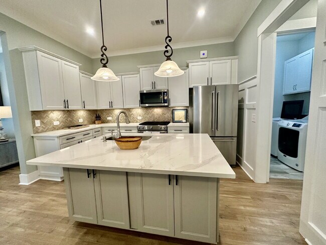 Photo - Beautiful Four Bedroom Home Located in The Walk!
