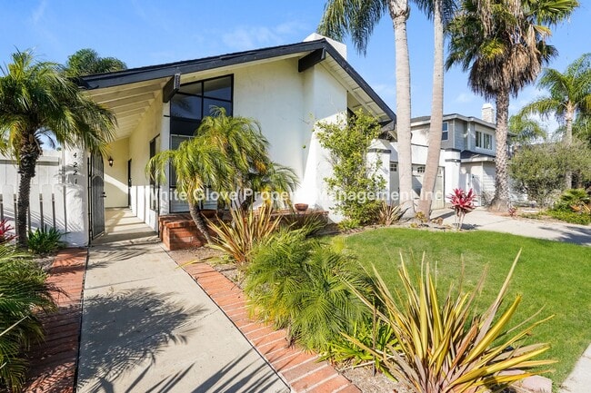 Photo - Fully Updated 3-Bedroom Home in Prime Hunt...