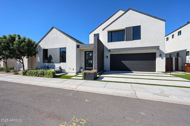 Photo - 6314 N 10th Dr