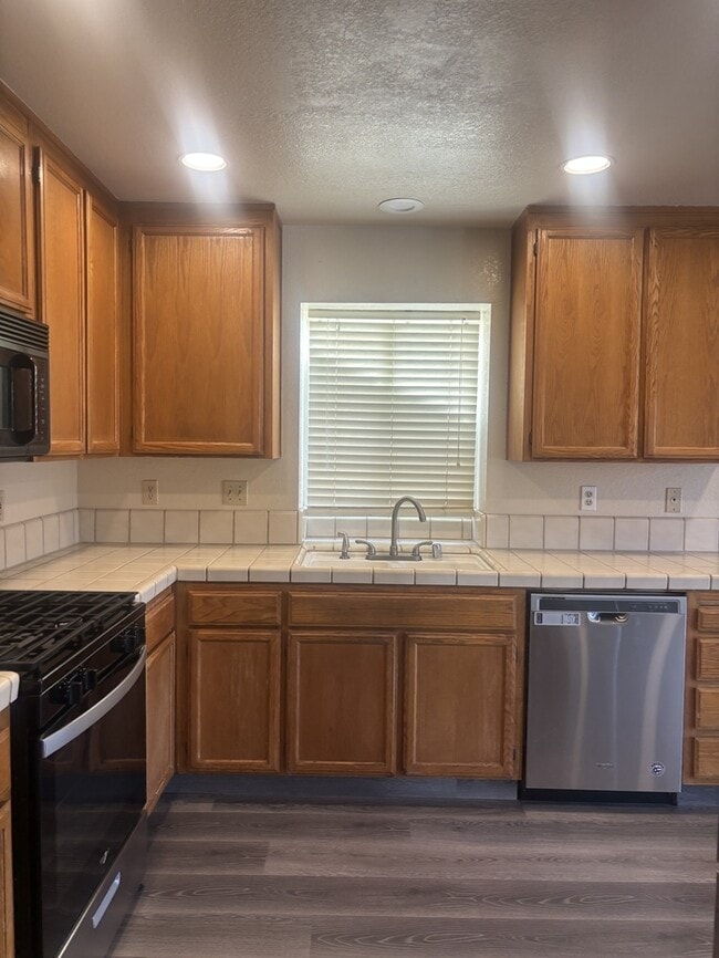 Photo - Riverbank 3 Bedroom 2 Bathroom Home
