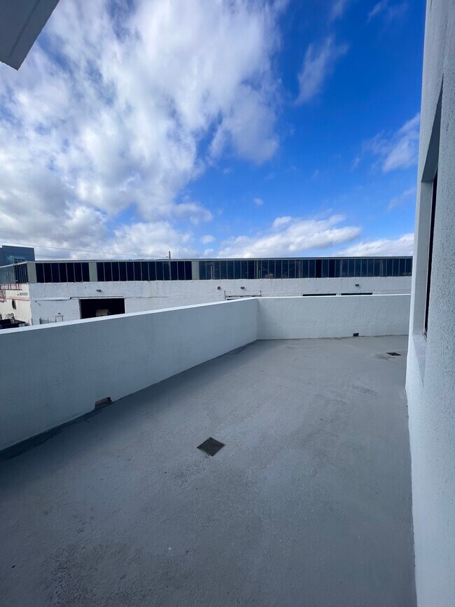 Photo - 2385 NE 194th St Unit D7