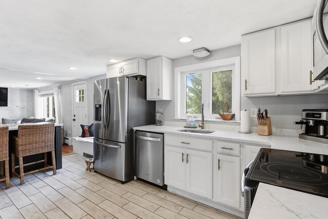 Photo - 288 Greene St