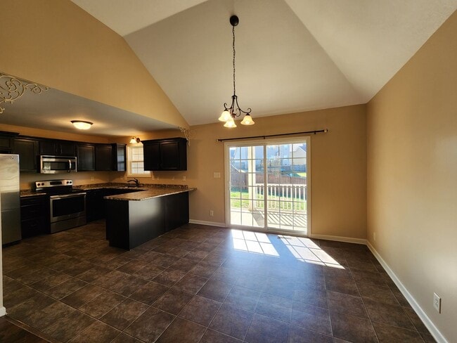 Photo - $1650 - 3 Bedroom 2 Bath Ranch Home