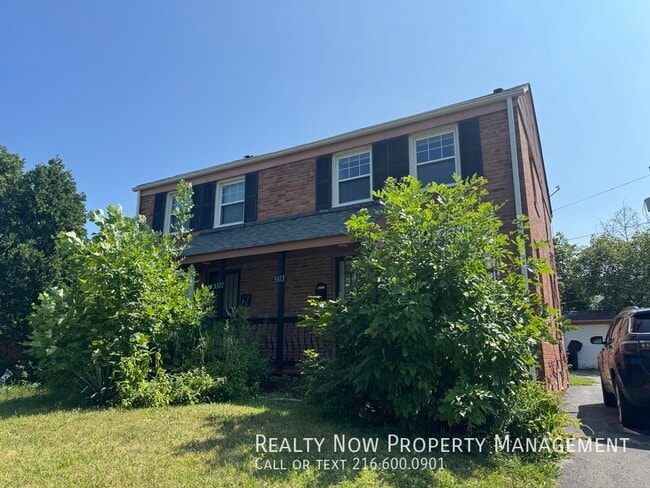 Building Photo - 3373 Colwyn Rd Rental