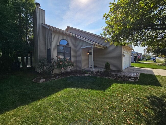 Building Photo - 3 bed, 2 bath, Mishawaka Rental